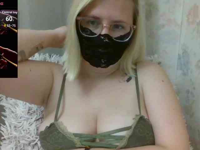 Lilithaa webcam