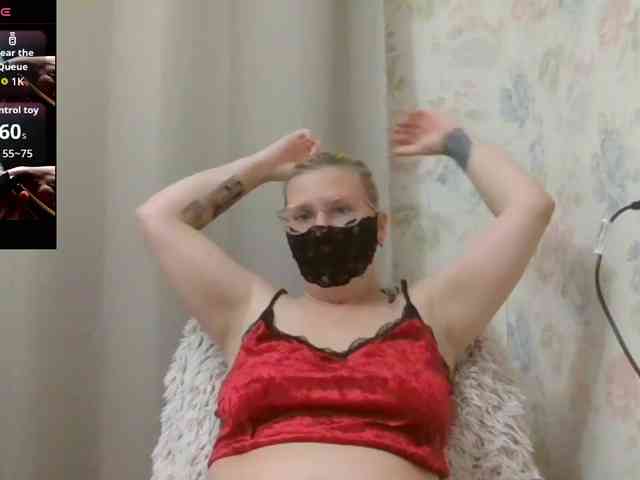 Lilithaa webcam