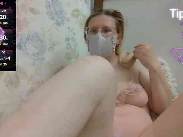 Lilithaa webcam