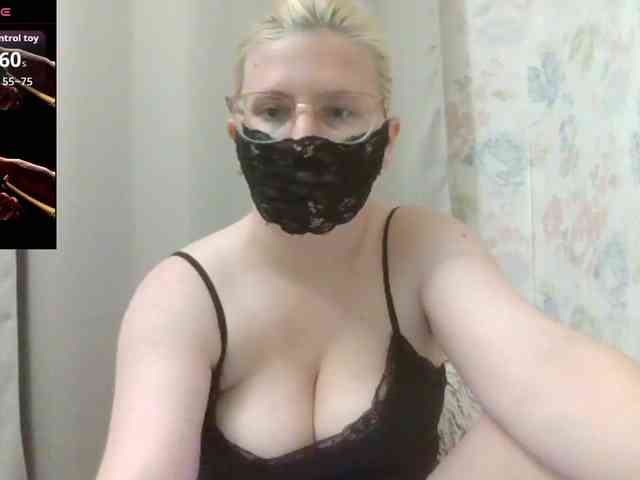 Lilithaa webcam