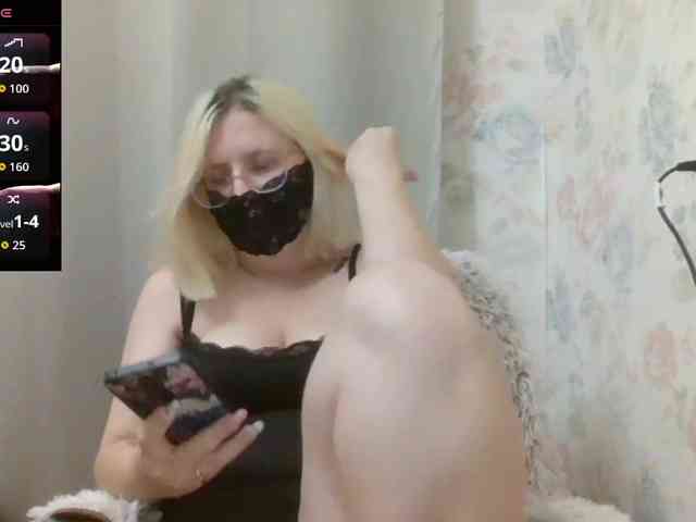 Lilithaa webcam