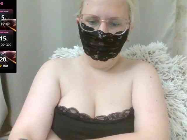 Lilithaa webcam