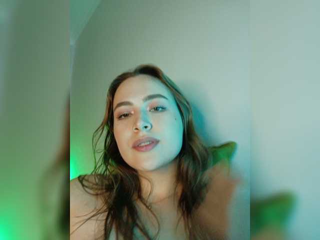 kisa-m, en vivo ahora en BongaCams
