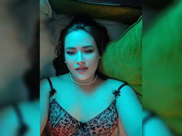 kisa-m, en directo ahora en BongaCams