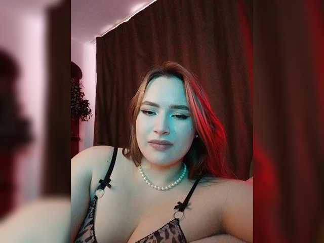 kisa-m, en directo ahora en BongaCams