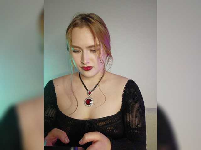 kisa-m live cam preview