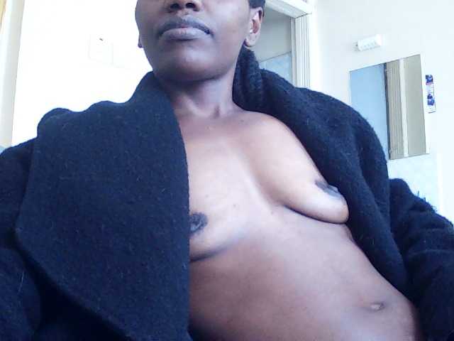 MlleKali live cam on BongaCams