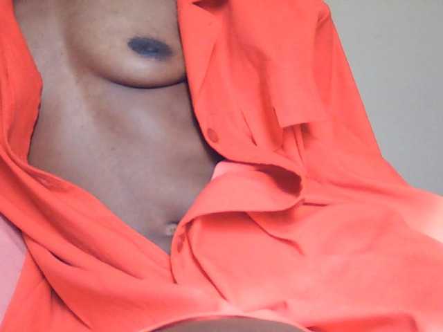 MlleKali live cam on BongaCams