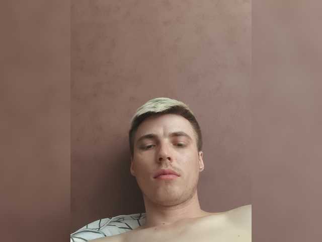 Dronnoo7 live webcam show