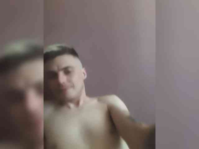Dronnoo7 Live Webcam on BongaCams