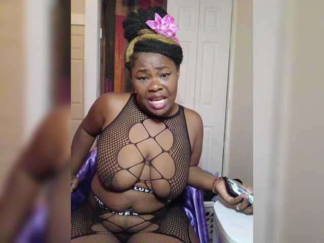 P-Honeybunnie21 live cam on BongaCams