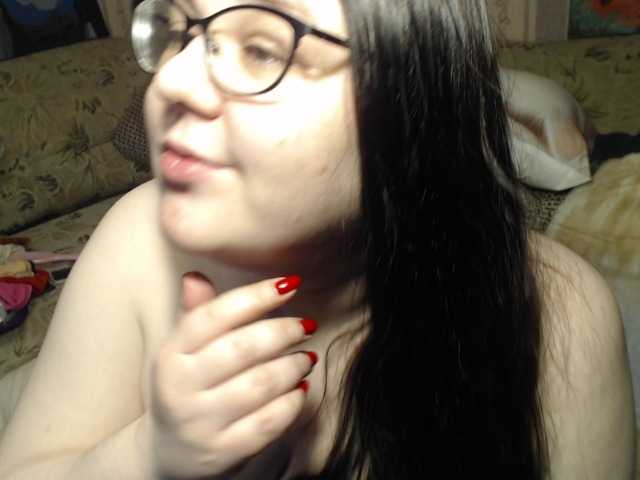 FancyLily's BongaCams show and profile