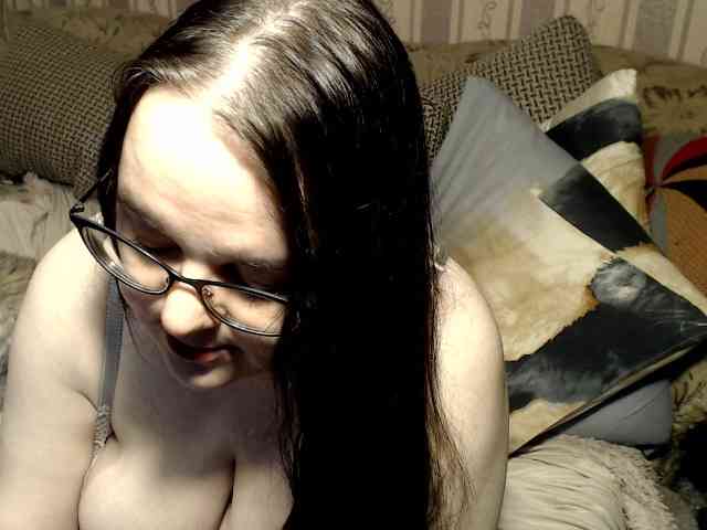 FancyLily webcam