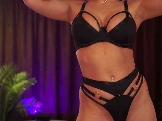MeghanHazel webcam