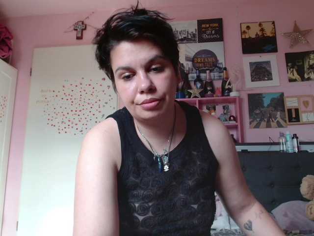 SukyBanks Live Cam on BongaCams