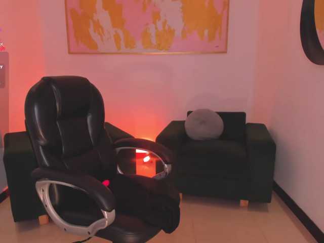 SarahRhodes live cam on BongaCams