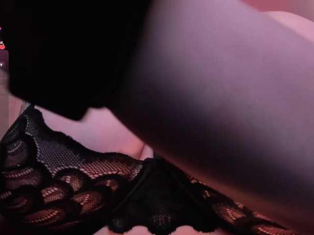 SarahRhodes en cam live