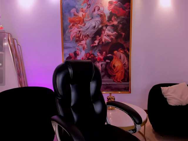 SarahRhodes live cam on BongaCams