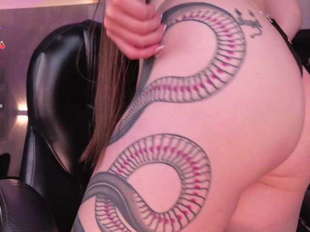 SarahRhodes live webcam show