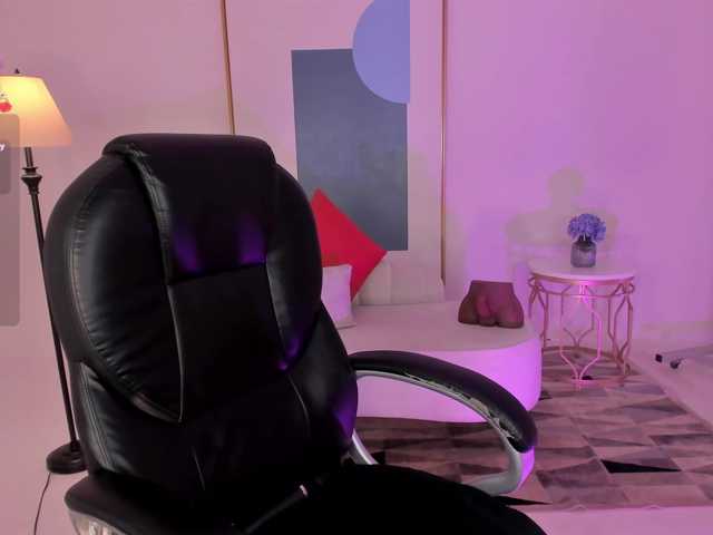 SarahRhodes live cam on BongaCams
