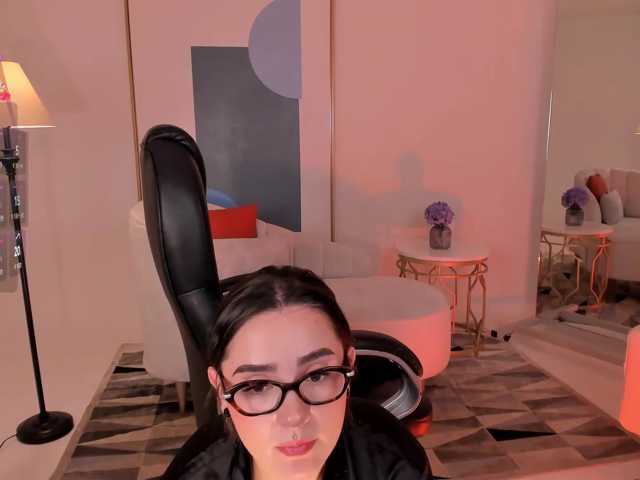SarahRhodes live cam preview