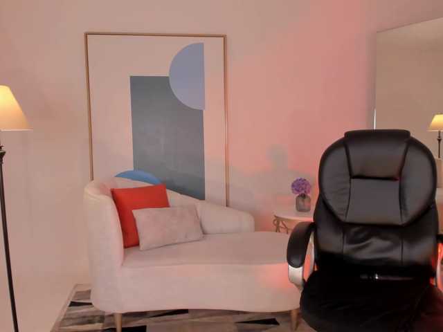 SarahRhodes live cam preview