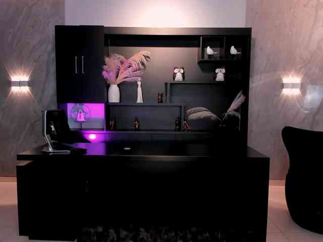 SarahRhodes webcam