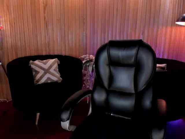 SarahRhodes webcam