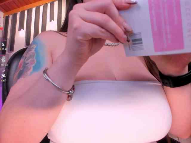 SarahRhodes webcam