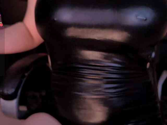 SarahRhodes webcam