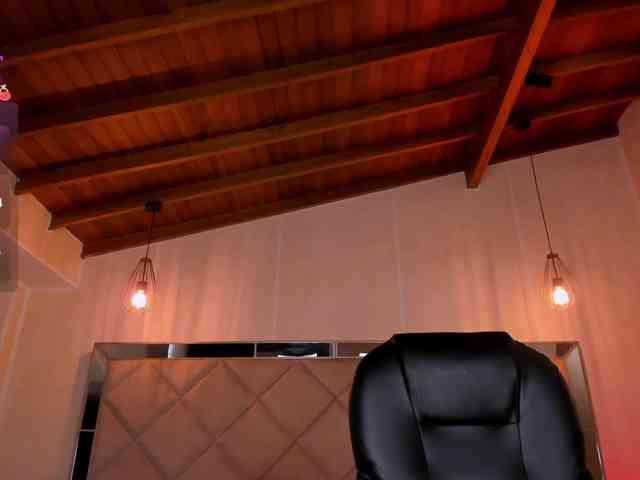 SarahRhodes webcam
