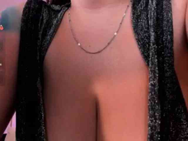SarahRhodes webcam