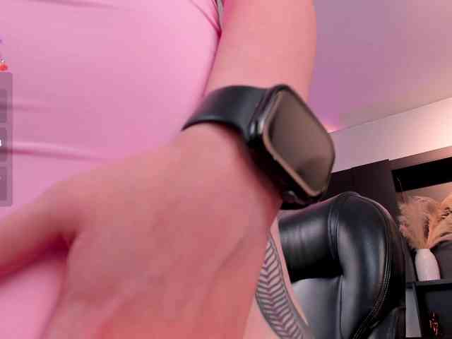 SarahRhodes webcam