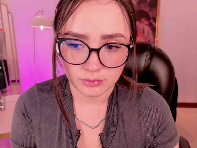 SarahRhodes webcam