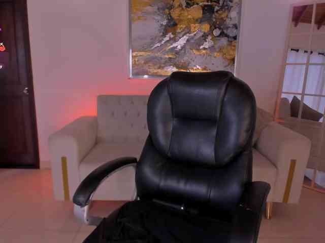 SarahRhodes webcam
