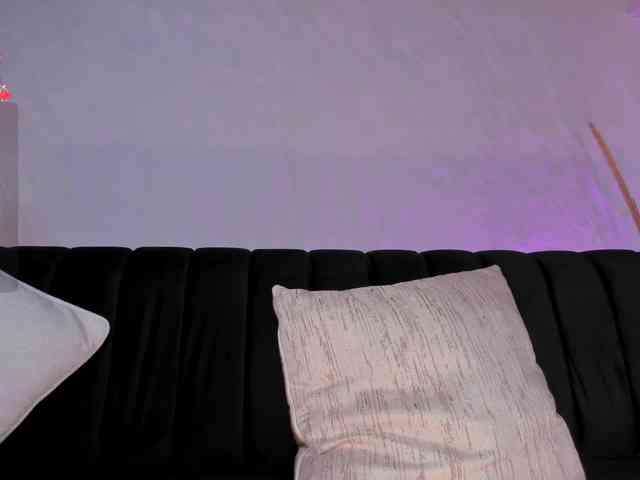 SarahRhodes webcam