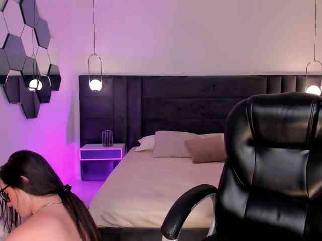SarahRhodes webcam