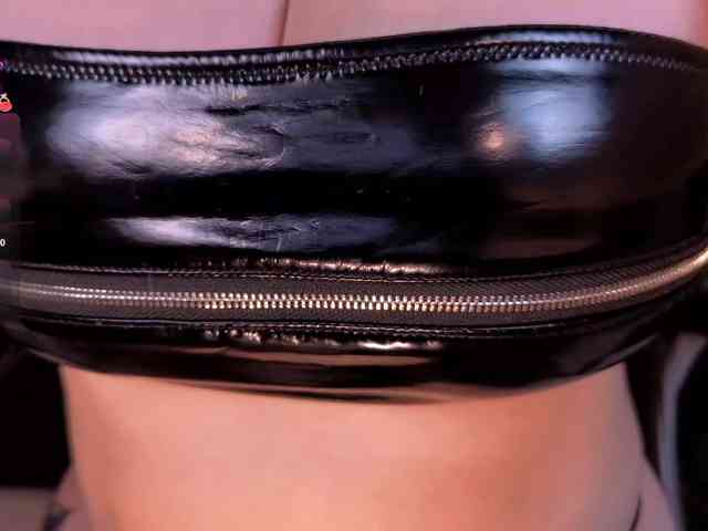 SarahRhodes webcam