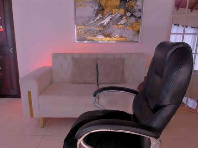 SarahRhodes webcam