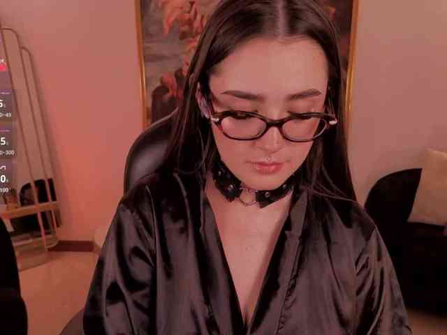 SarahRhodes webcam