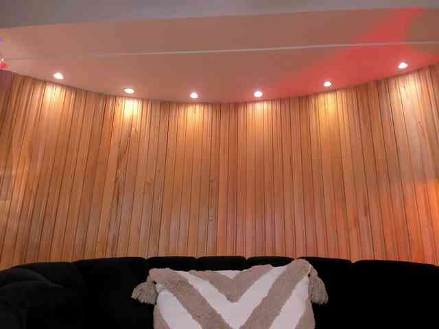 SarahRhodes webcam