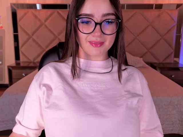SarahRhodes webcam