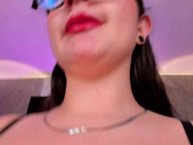SarahRhodes webcam