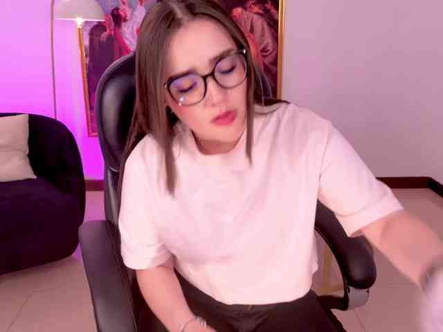 SarahRhodes webcam