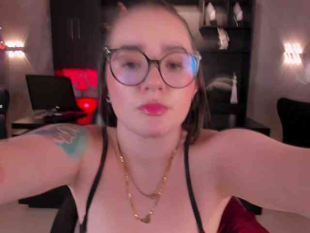 SarahRhodes webcam