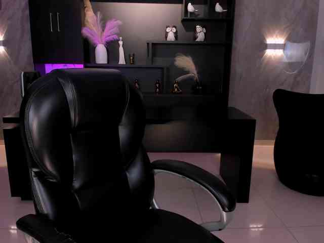 SarahRhodes webcam