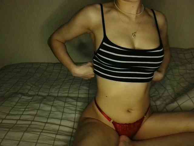 Bella521 webcam