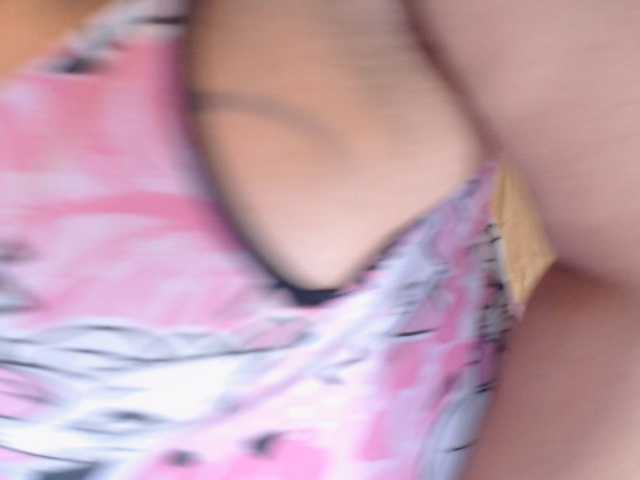 Alicebigboobs