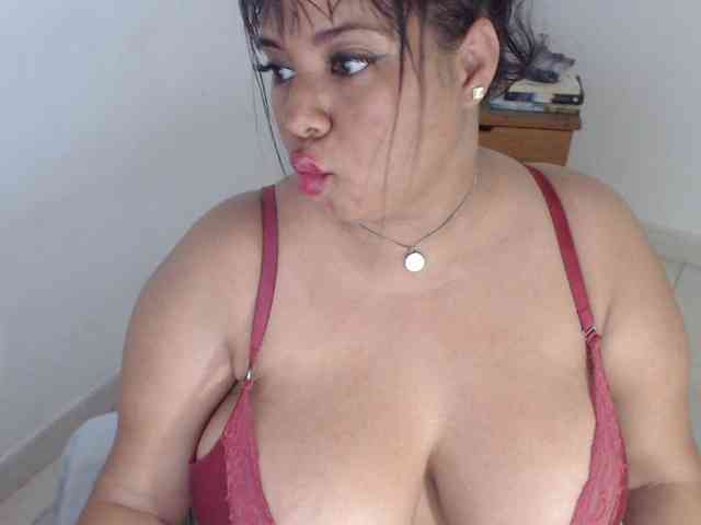 Alicebigboobs