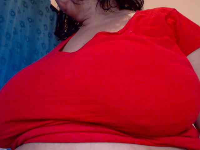 Alicebigboobs webcam